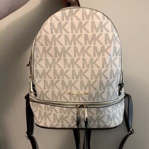 MK Mini Backpack-open to offers so shoot me a pm😊